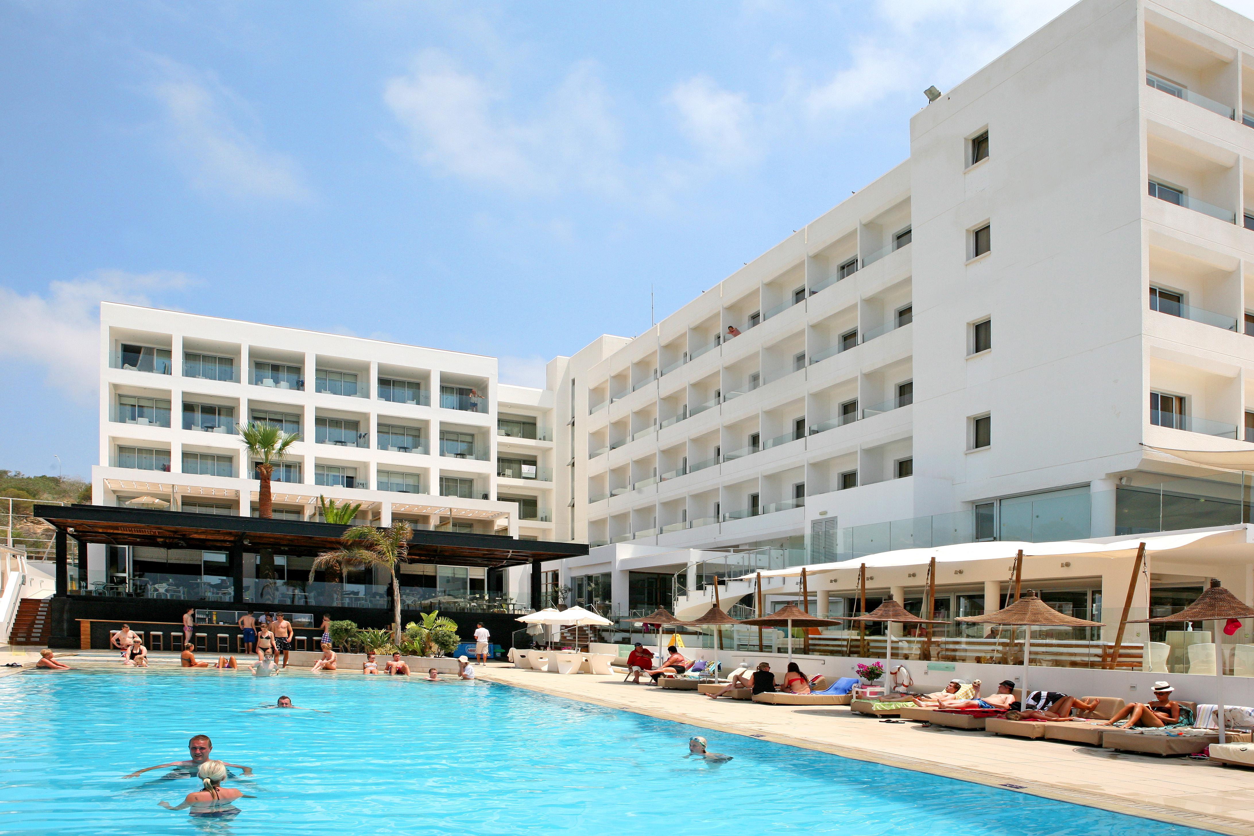 Napa Mermaid Hotel & Suites ไอยานาปา ภายนอก รูปภาพ