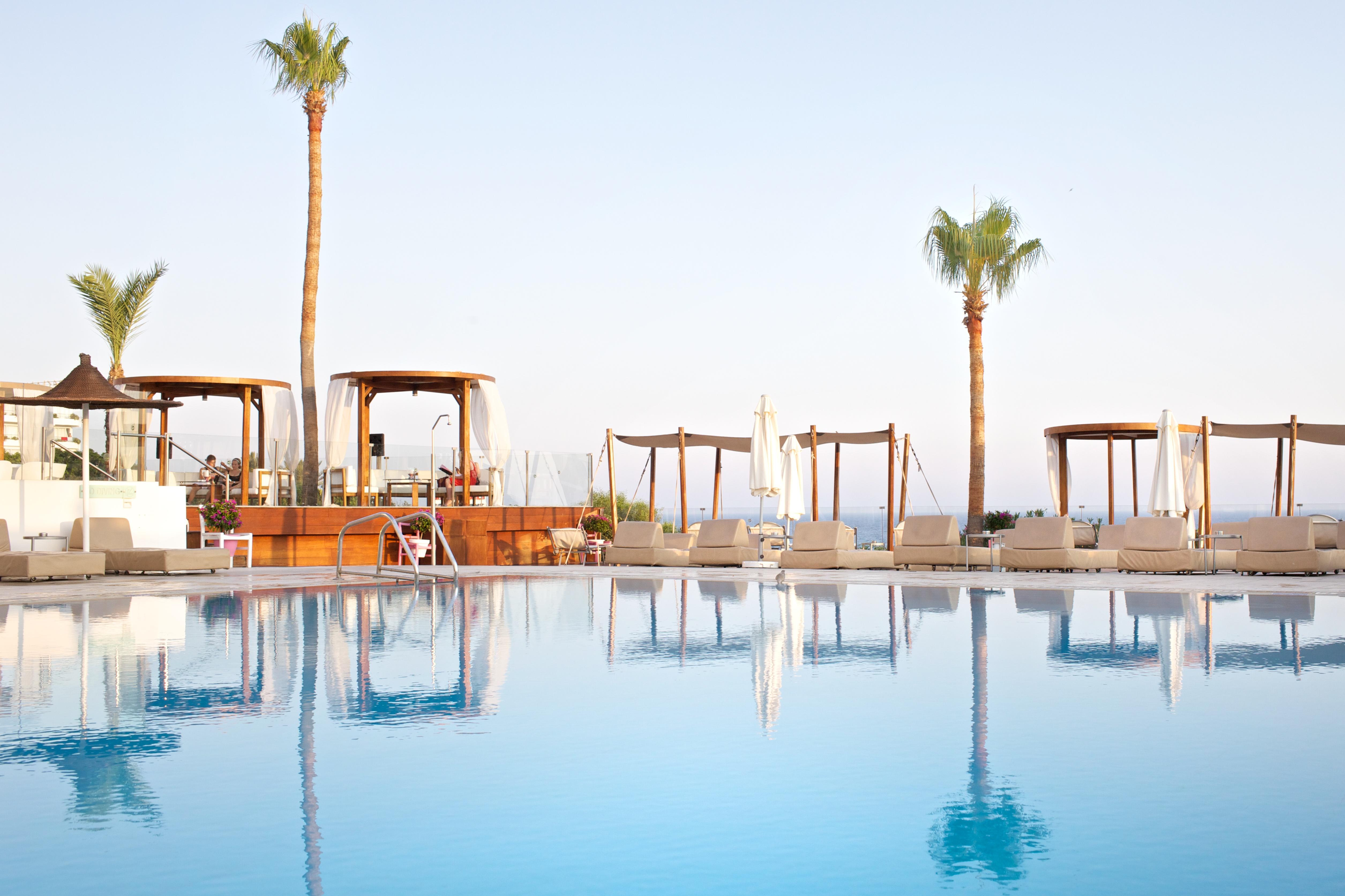 Napa Mermaid Hotel & Suites ไอยานาปา ภายนอก รูปภาพ