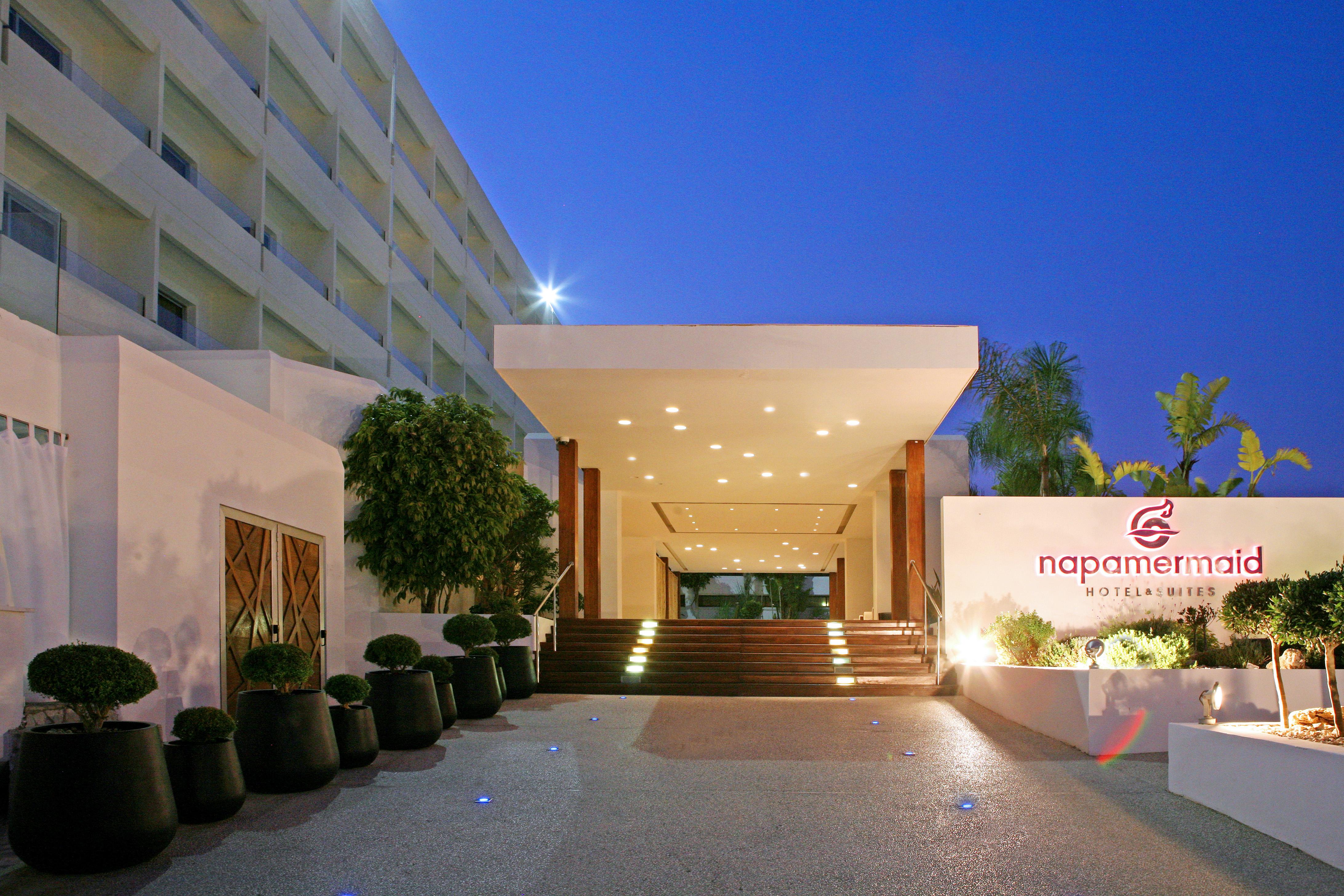 Napa Mermaid Hotel & Suites ไอยานาปา ภายนอก รูปภาพ