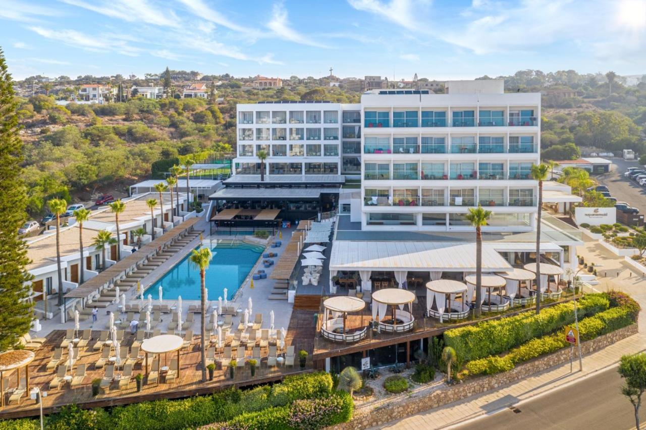 Napa Mermaid Hotel & Suites ไอยานาปา ภายนอก รูปภาพ